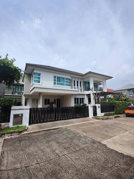 ให้เช่า 🏡 บ้านเดี่ยว 2 ชั้น 4 ห้องนอน พร้อมอยู่ บางกอกบูเลอวาร์ด เทพารักษ์ – วงแหวน