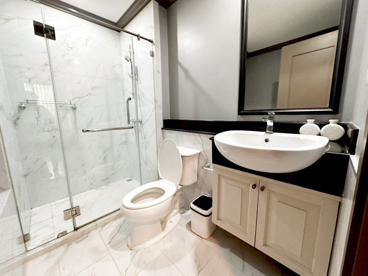picture For Rent Condo THE RESERVE KASEMSAN 3 Building 1, Floor 1,1 bed room, Room size 44 sqm - 8/10