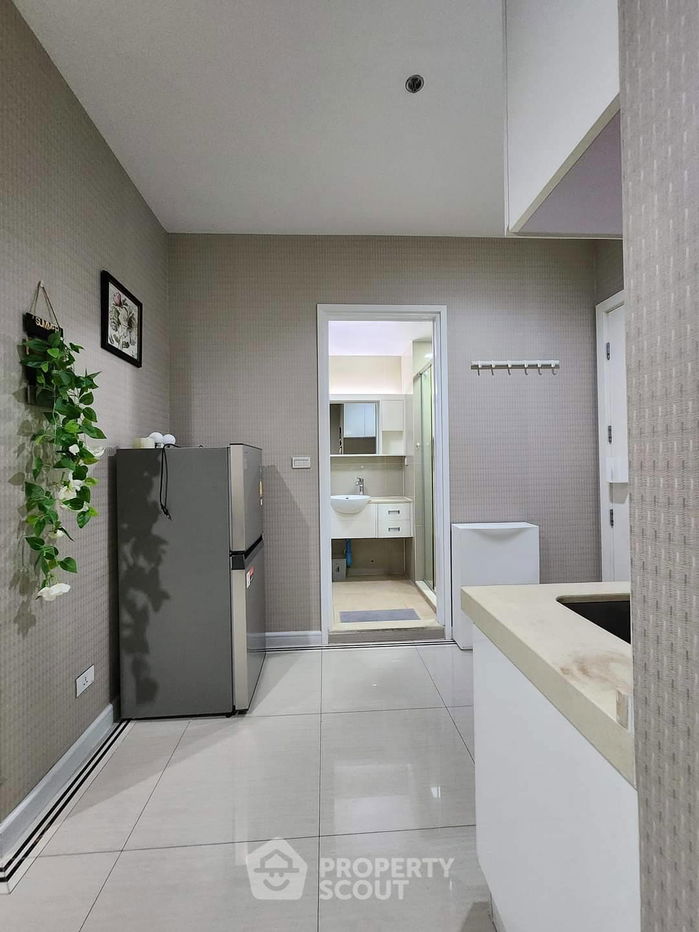 picture 1-BR Condo at T.c. Green Rama 9 near MRT Phra Ram 9 (ID 1811394) - 4/15