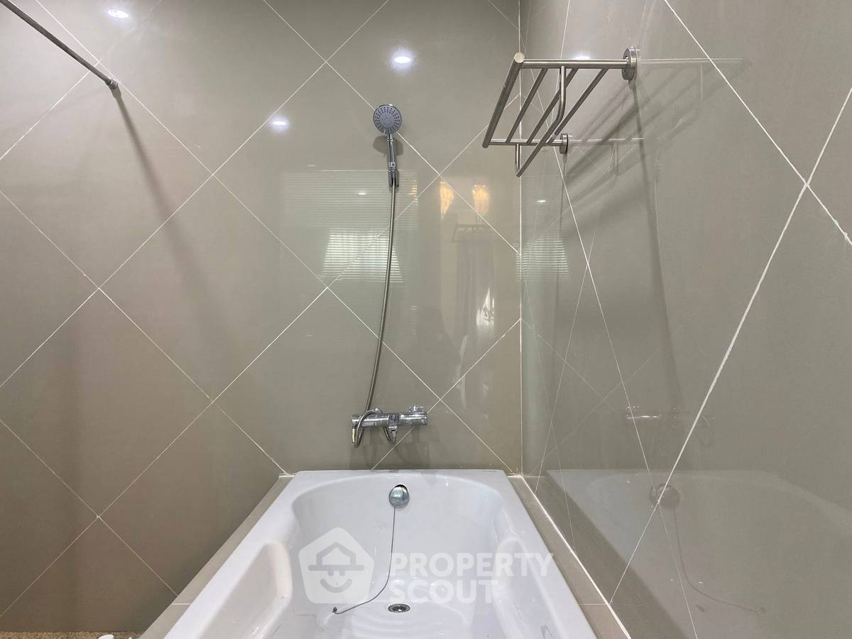 รูป คอนโด 2-ห้องนอน ที่ ไดมอนด์ สูท รีสอร์ท ใกล้ พัทยาใต้ (ID 2307895) - รูปที่ 4/19