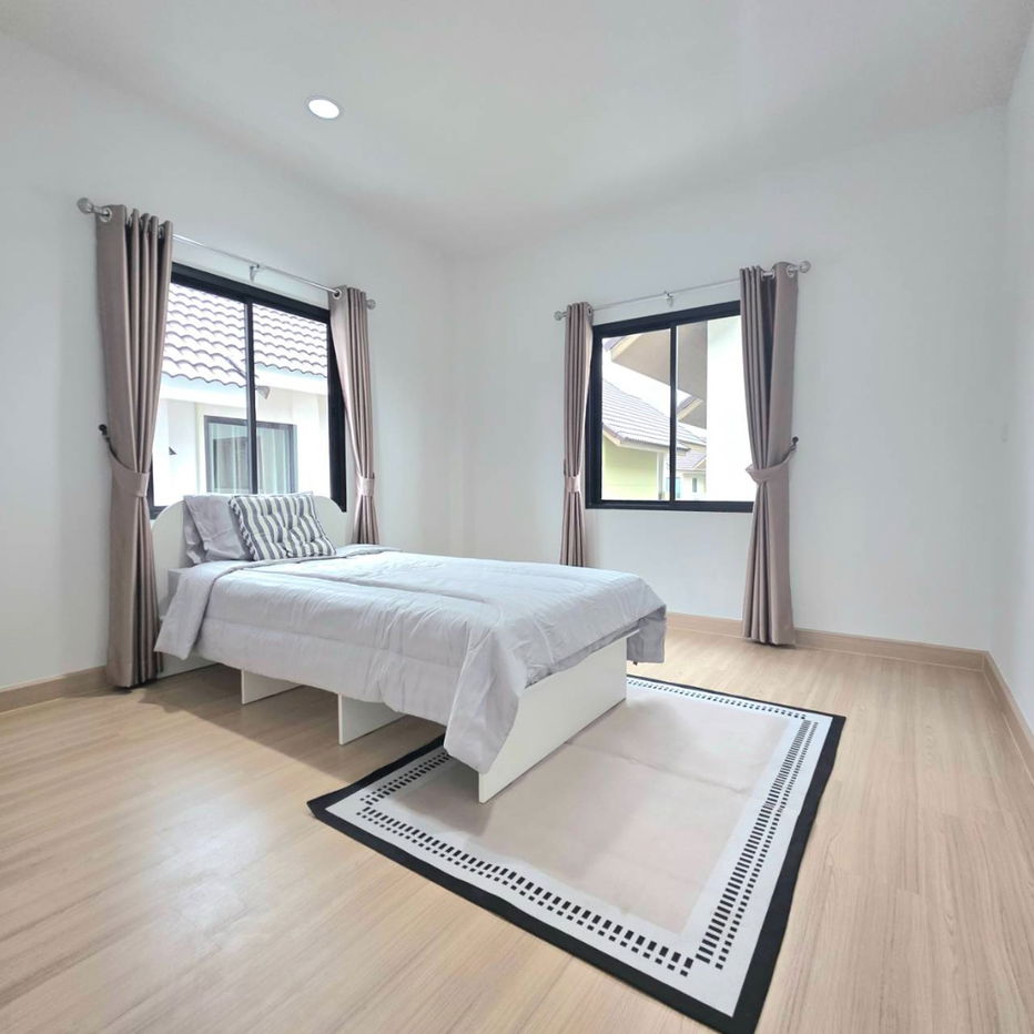 picture 💖 Beautiful, Spacious & Fully Furnished Home Only 3.xx MB — Banglamung, Chonburi 📍 Close to Pattaya & Laem Chabang - 17/28
