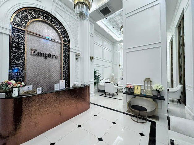 picture The Empire Tower Condo 18fl, Studio, FQ, 2.59 - 3/13