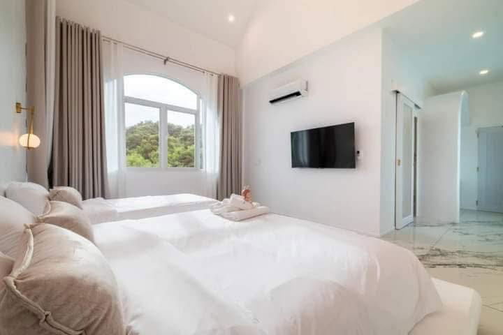 picture For rent pool villa style modern Pattaya Kaotalo - 4/25