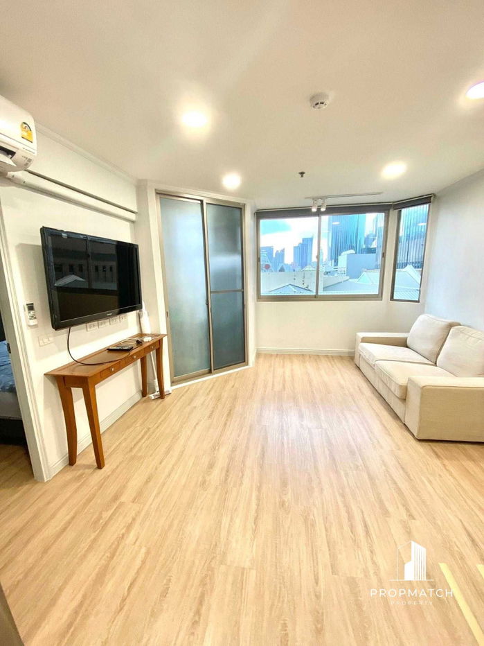 รูป ✨Flash Deal ✨ Silom Park Ville  ( 1Bed 1Bath 41SQM.) แต่งครบพร้อมอยู่ !! เพียง 31,000 บาทต่อเดือน Tel.0981315848 @propmatch - รูปที่ 1/8