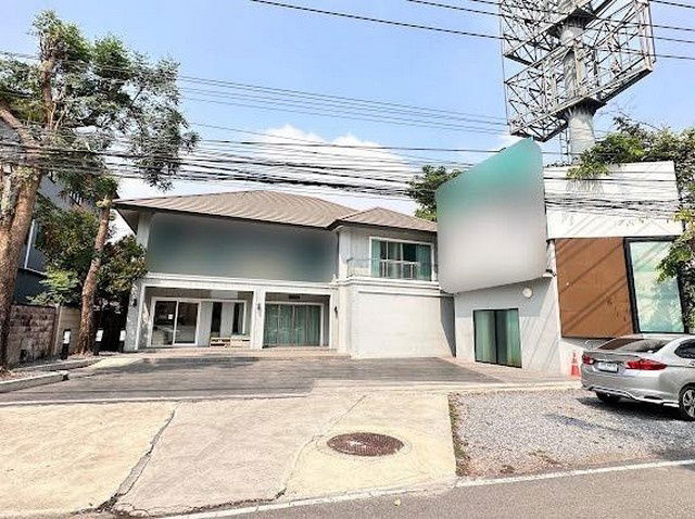 รูป ขายบ้านเดี่ยว 2 ชั้นติดถนนใหญ่เลียบทางด่วนรามอินทรา ก่อนถึง Central Eastville   - รูปที่ 3/15