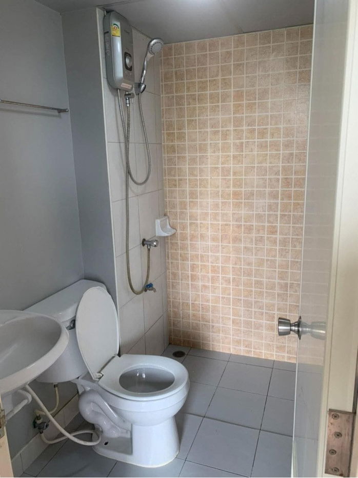 รูป ให้เช่าคอนโดลุมพินี ร่มเกล้า-สุวรรณภูมิ ตึก A3 ชั้น4 - รูปที่ 5/6