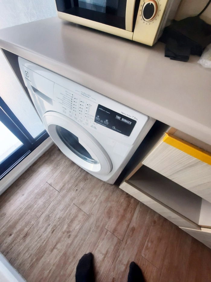 รูป ***ให้เช่า Tropicana Condo เอราวัณ (กระจกกั้น!!! 29ตรม + แอร์ 2ตัว!!!) LINE : @Feelgoodhome (มี@หน้า) - รูปที่ 12/13