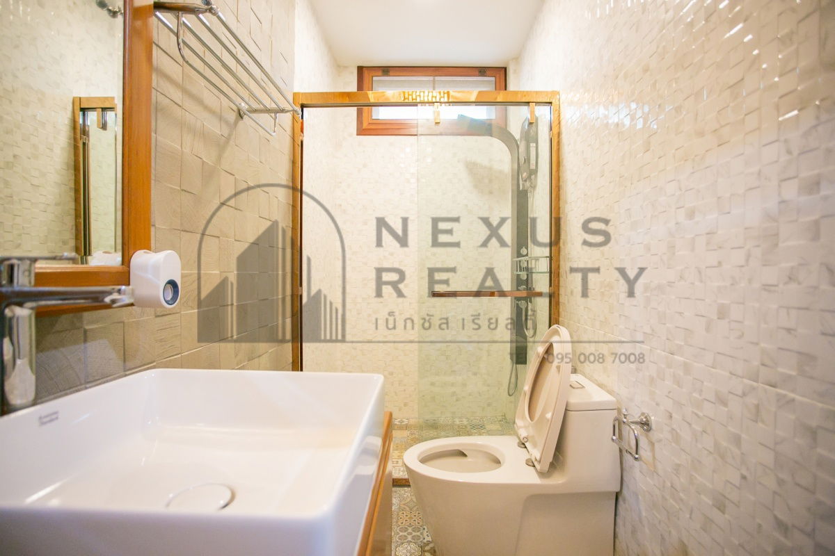 picture ✨Luxury Teakwood House for Rent near MRT Ratchadaphisek – Cozy Living, Prime Location✨ - 28/75