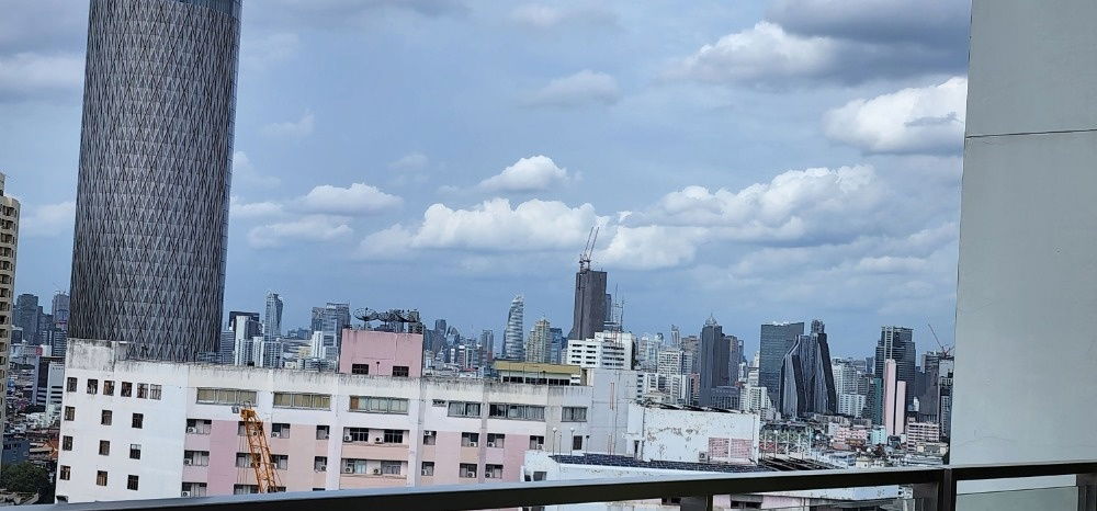 รูป ศุภาลัย พรีเมียร์ เจริญนคร ห้อง Penthouse   2 ห้องนอน 2 ห้องน้ำ  ขนาด 108.5 ตร.ม.  ชั้น 25   ห้อง Penthouse  - รูปที่ 40/44