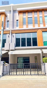 🏠✨ Townhome for Rent – Eigen Premium (3-Storey)  📍 Soi Pattanakarn 99 (New Pattanakarn Road) – Prime location, easy access 🚗