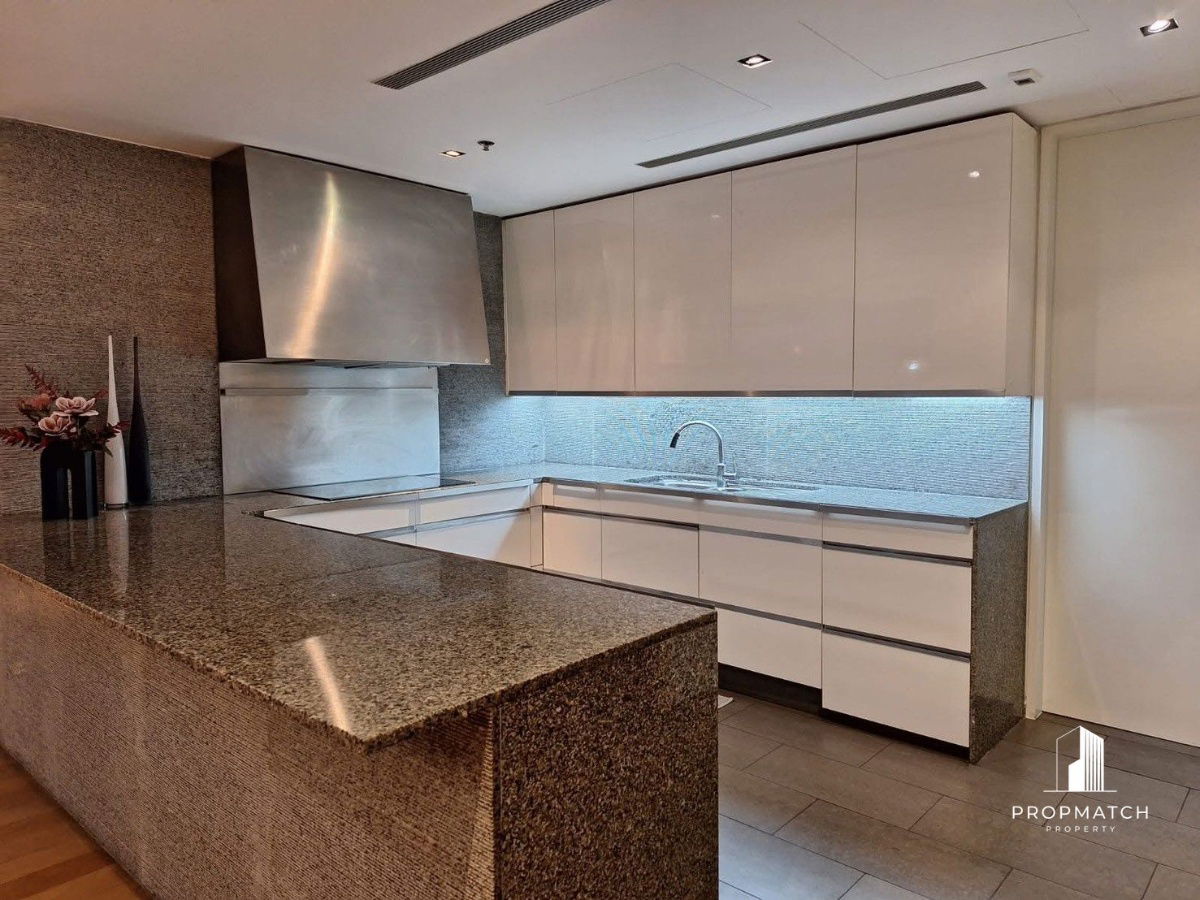 รูป ✨Flash Deal ✨The Met Sathorn ( 3Bed 4Bath 198SQM.) แต่งครบพร้อมอยู่ !! เพียง140,000บาทต่อเดือน Tel.0981315848 @propmatch - รูปที่ 5/12