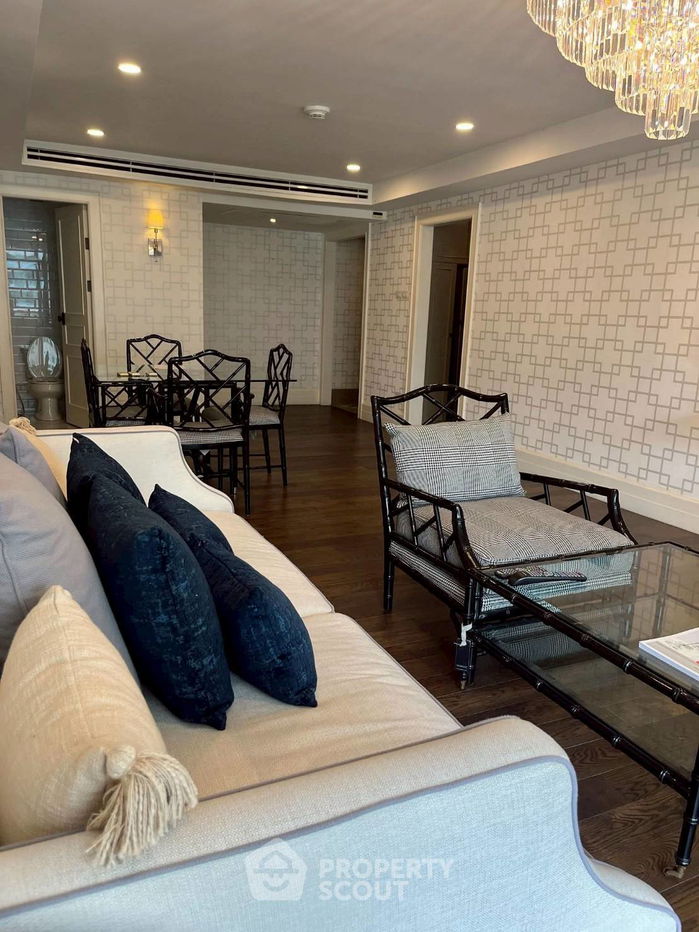 picture 2-BR Condo at Somkid Gardens Condominium near BTS Chit Lom (ID 2308395) - 2/17