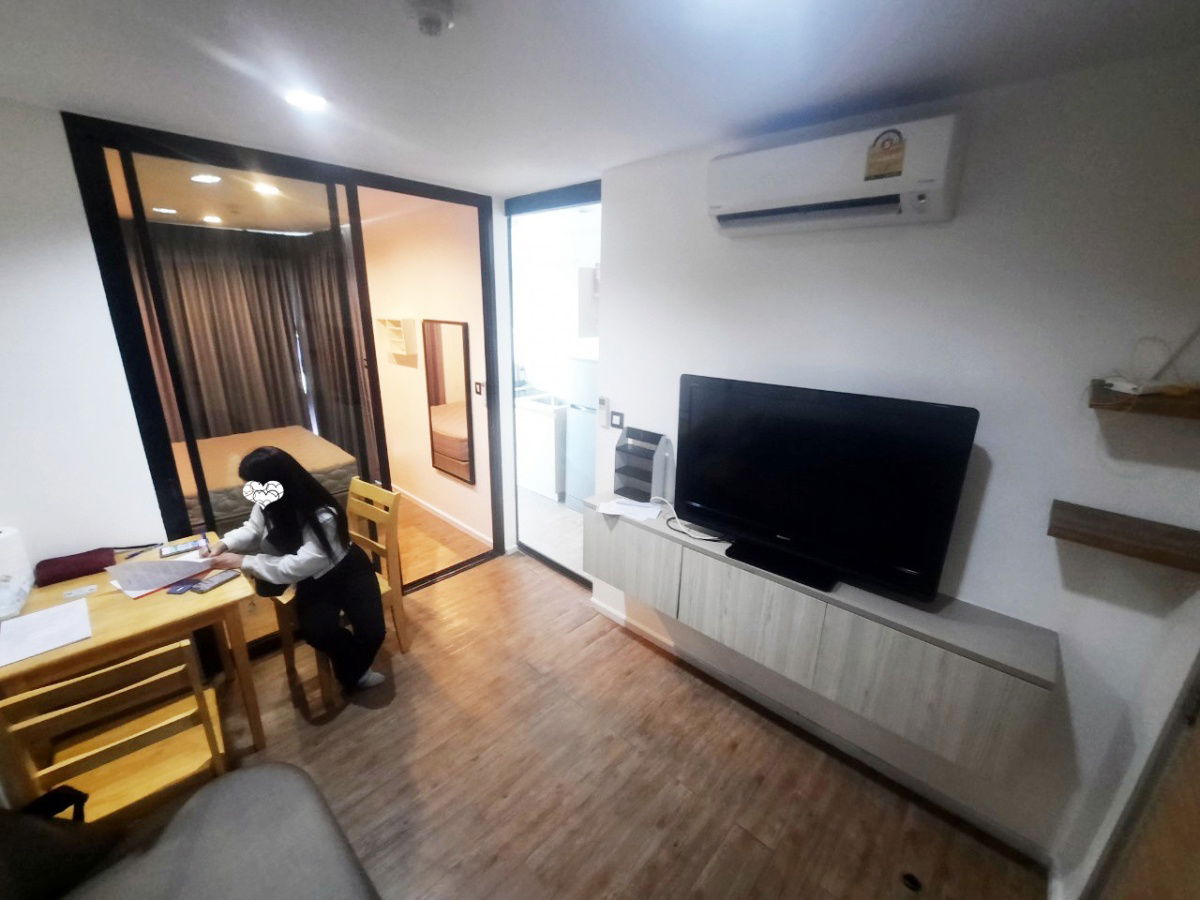 รูป ***ให้เช่า Tropicana Condo เอราวัณ (กระจกกั้น!!! 29ตรม + แอร์ 2ตัว!!!) LINE : @Feelgoodhome (มี@หน้า) - รูปที่ 2/13