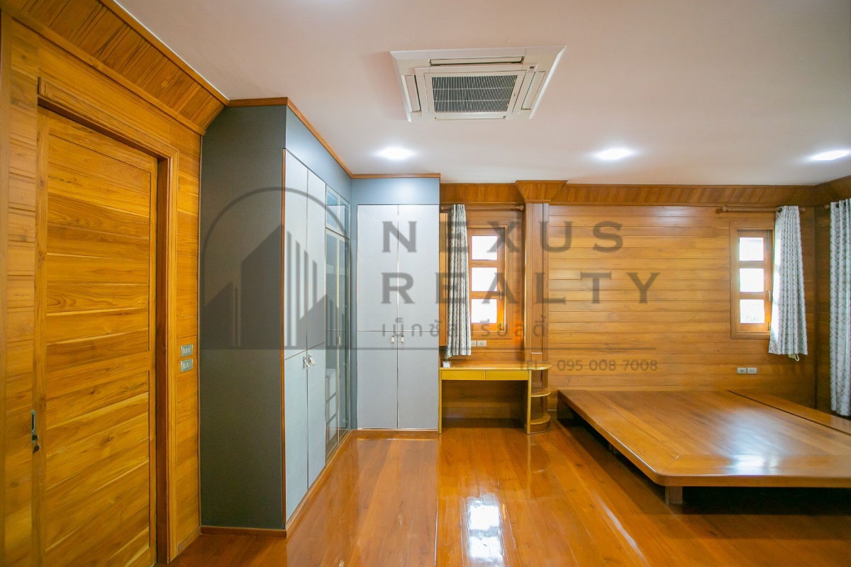 picture ✨Luxury Teakwood House for Rent near MRT Ratchadaphisek – Cozy Living, Prime Location✨ - 18/75