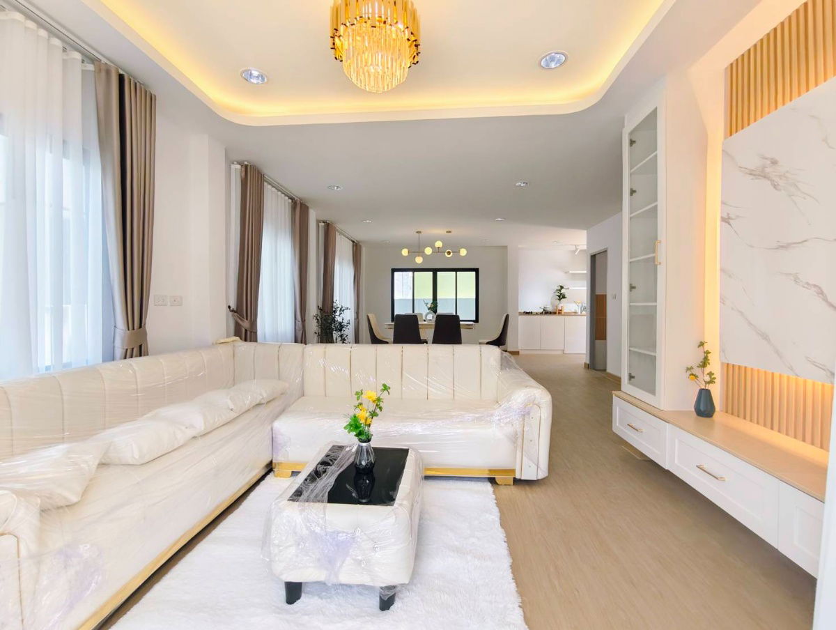 picture 💖 Beautiful, Spacious & Fully Furnished Home Only 3.xx MB — Banglamung, Chonburi 📍 Close to Pattaya & Laem Chabang - 3/28