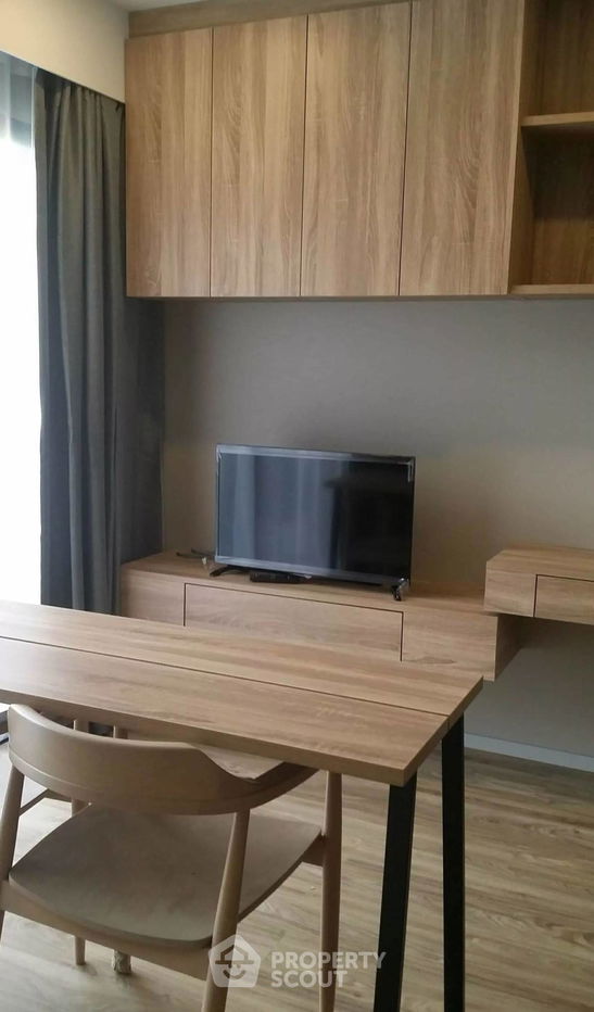 picture 1-BR Condo at Blossom Condo @ Sathorn-Charoenrat near BTS Surasak (ID 450296) - 1/6