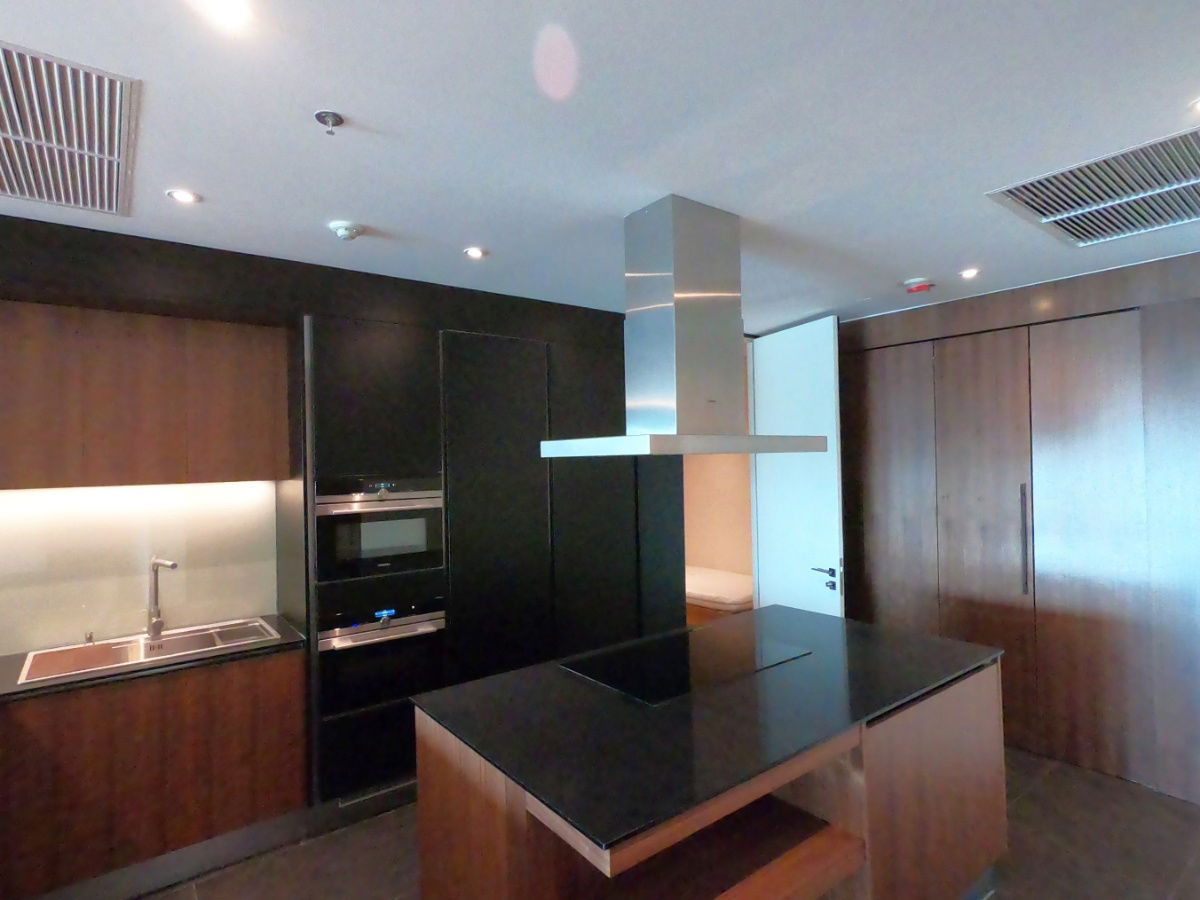 รูป The Lakes  4 ห้องนอน 3 ห้องน้ำ ขนาด 210 ตร.ม. - รูปที่ 6/9