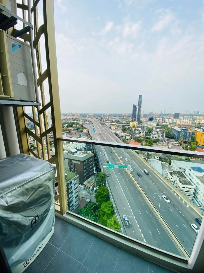 picture #R6336  🎉 140968 Condo for rent  Mayfair Place Sukhumvit 50 - 12/13