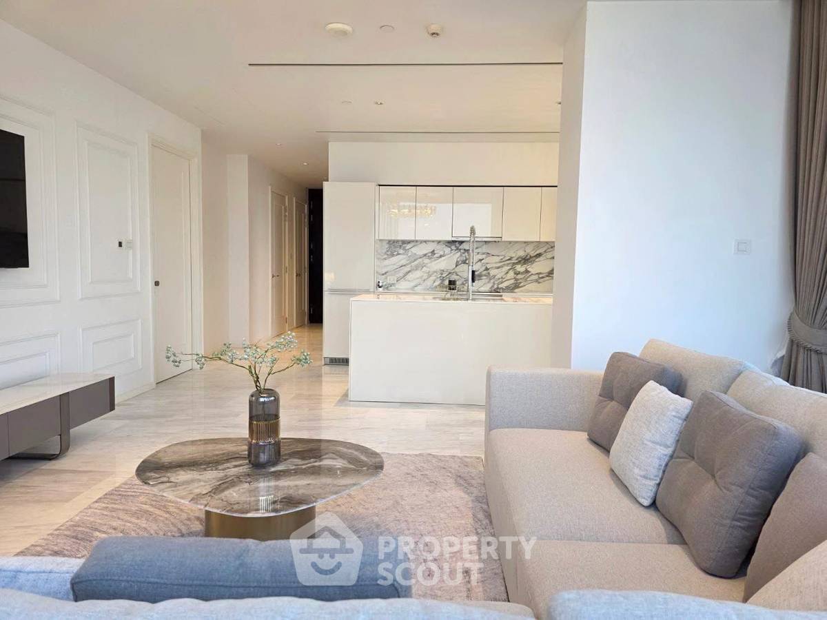 picture 2-BR Condo at Four Seasons Private Residences Bangkok near BTS Saphan Taksin (ID 2049150) - 15/22