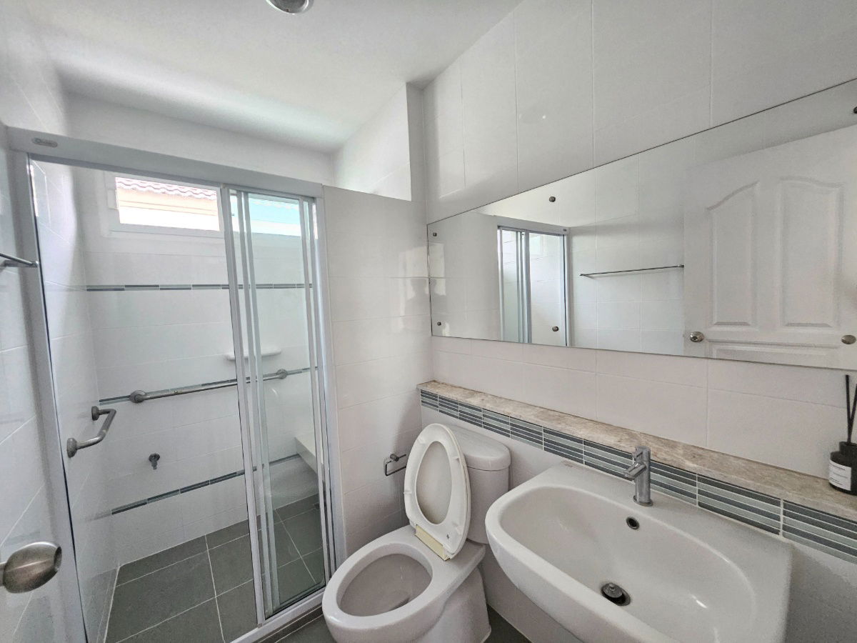 picture 🏠 5 bedrooms, Golden Location, Near Rama 2 Expressway - 25/29