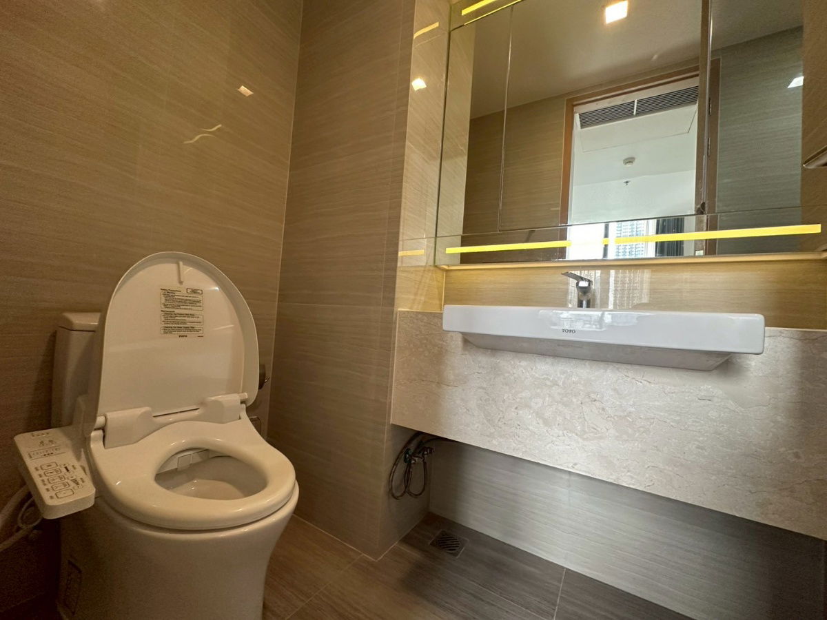รูป HOT DEAL ! Noble BE33 BTS Phromphong 1Bedroom Beautiful Decoration Ready to Move In - รูปที่ 9/11