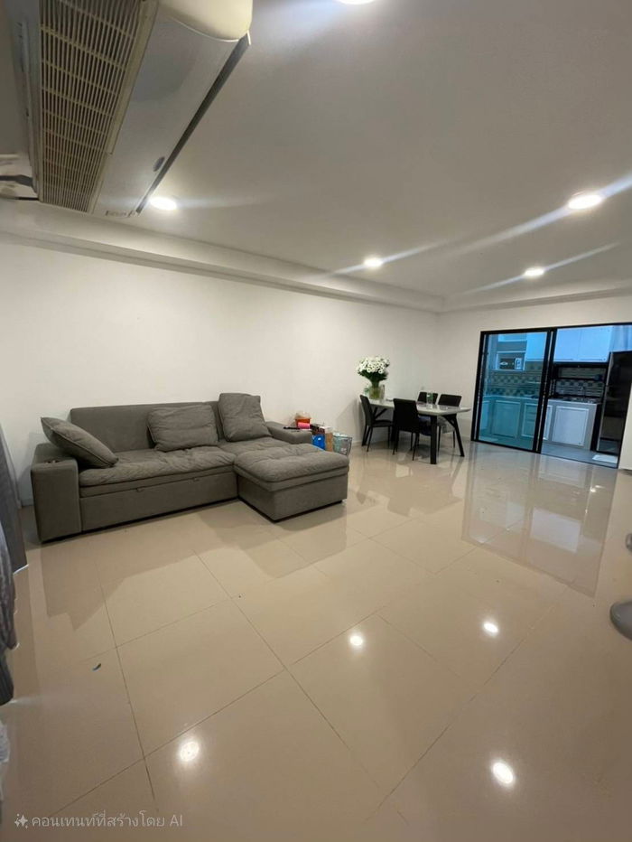 picture 🏡🌈⭐️ House for rent at Q Prime Sukhumvit 77, prime location with multiple access points via both On Nut and Srinakarin Roads. - 4/18