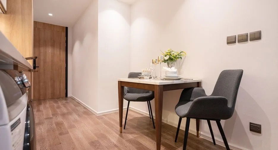 picture For Rent - MUNIQ Sukhumvit 23 , Luxury Class 1 bedroom1 bathroom - 14/20