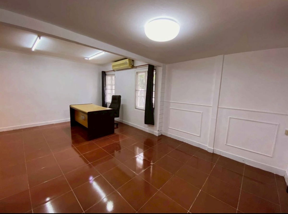รูป 🏡 ให้เช่าบ้านชั้นเดียว 42 ตรว. มี 3 ห้องนอน 2 ห้องน้ำ แอร์ 4 ตัว จอดรถได้ 2 คัน  🔥 เช่า 14,000 บาท /เดือน ซอยแจ้งวัฒนะ 14 - รูปที่ 18/19