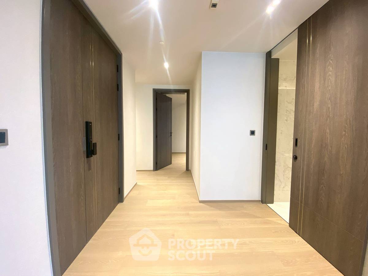 picture 2-BR Condo at Tonson One Residence near BTS Chit Lom (ID 2309167) - 11/20