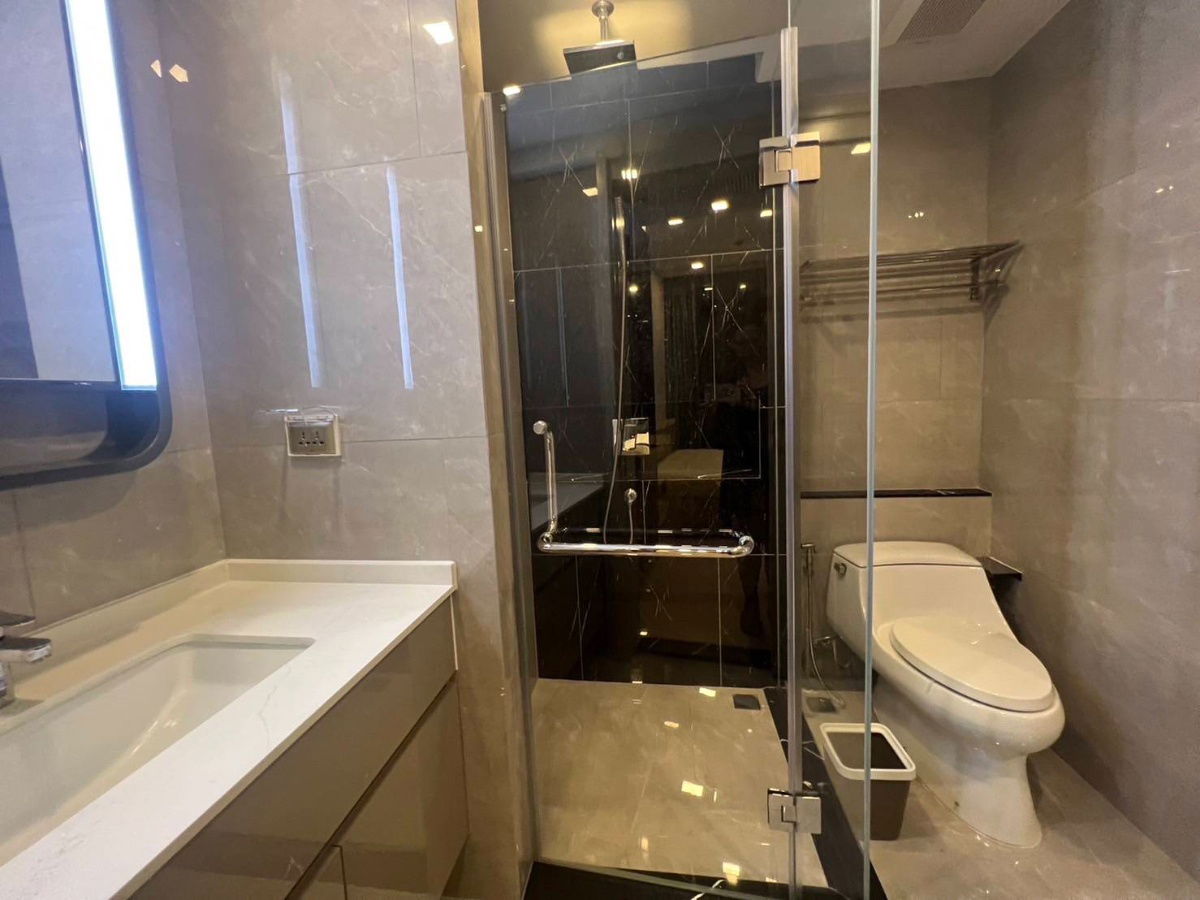 picture Condo For Rent!!One9Five Asoke Rama9 - 3/9