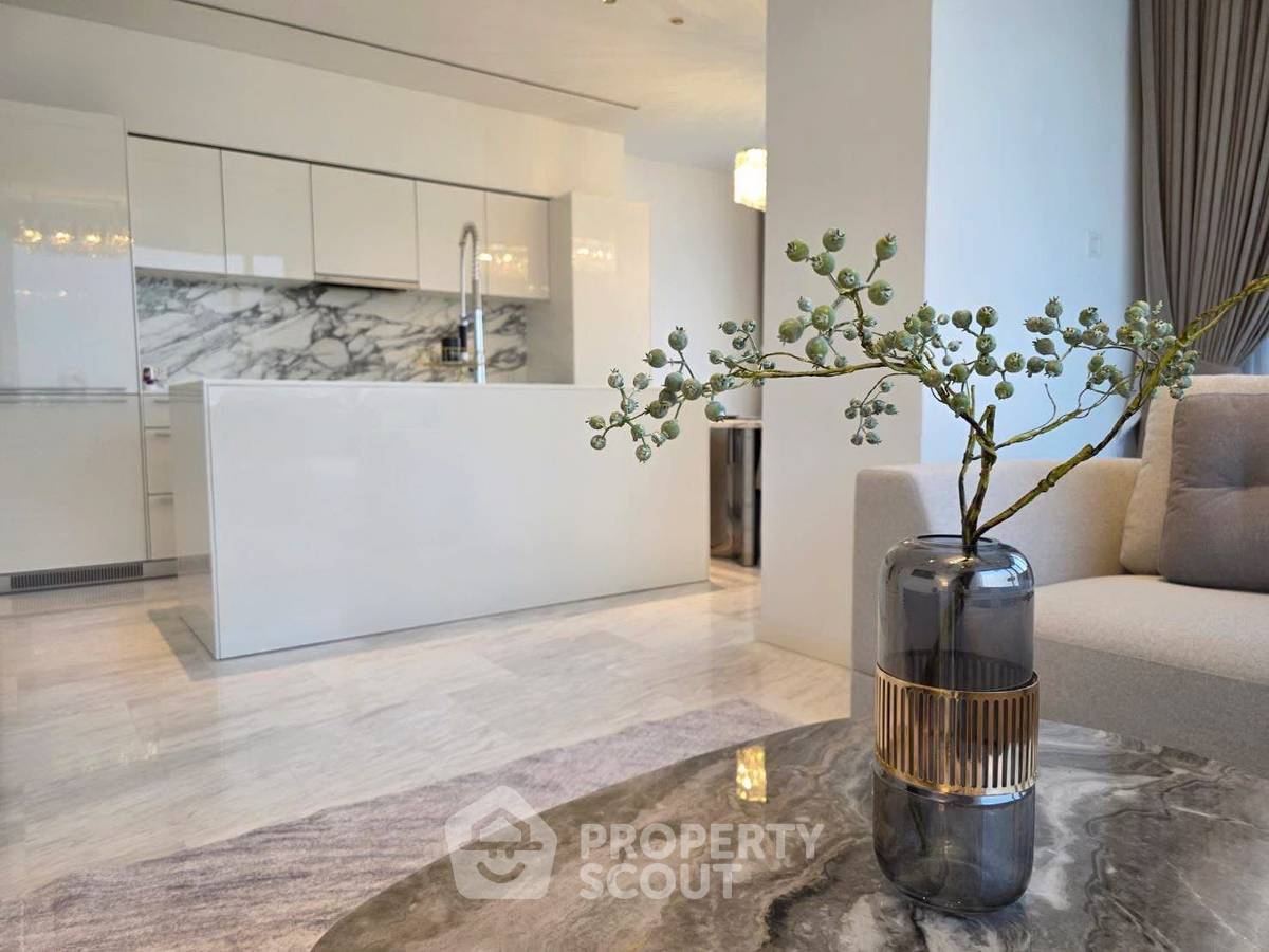 picture 2-BR Condo at Four Seasons Private Residences Bangkok near BTS Saphan Taksin (ID 2049150) - 5/22