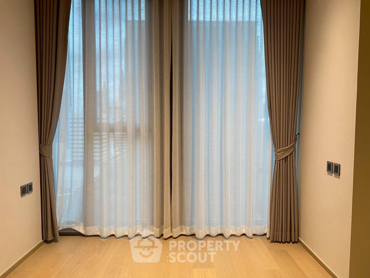 picture 2-BR Condo at Tonson One Residence near BTS Chit Lom (ID 2309167) - 16/20