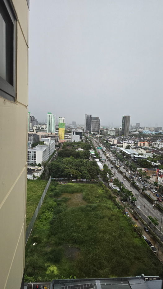 picture SAEL 1 Bedroom Corner Unit on the 19th Floor with an exclusive layout (only one unit per floor) - 12/19