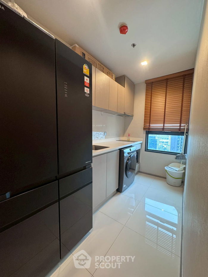 picture 2-BR Condo at Life Ladprao near BTS Ha Yaek Lat Phrao (ID 2309066) - 8/14