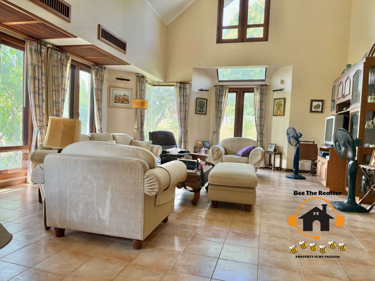 picture House  for Sale at Pheonix Golf & Country Club, Pattaya - 11/41