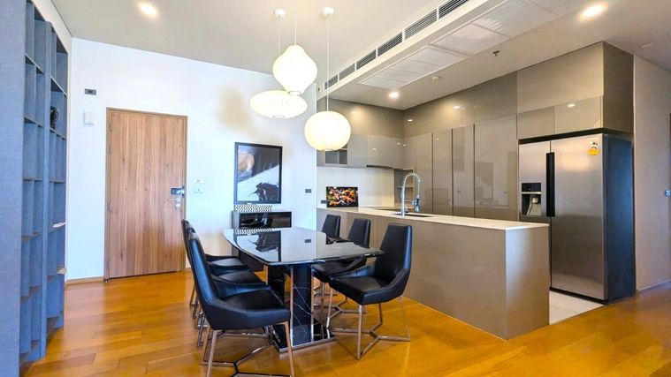 คอนโดหรู 2 ห้องนอนสำหรับขายในโครงการ Siamese Exclusive 31