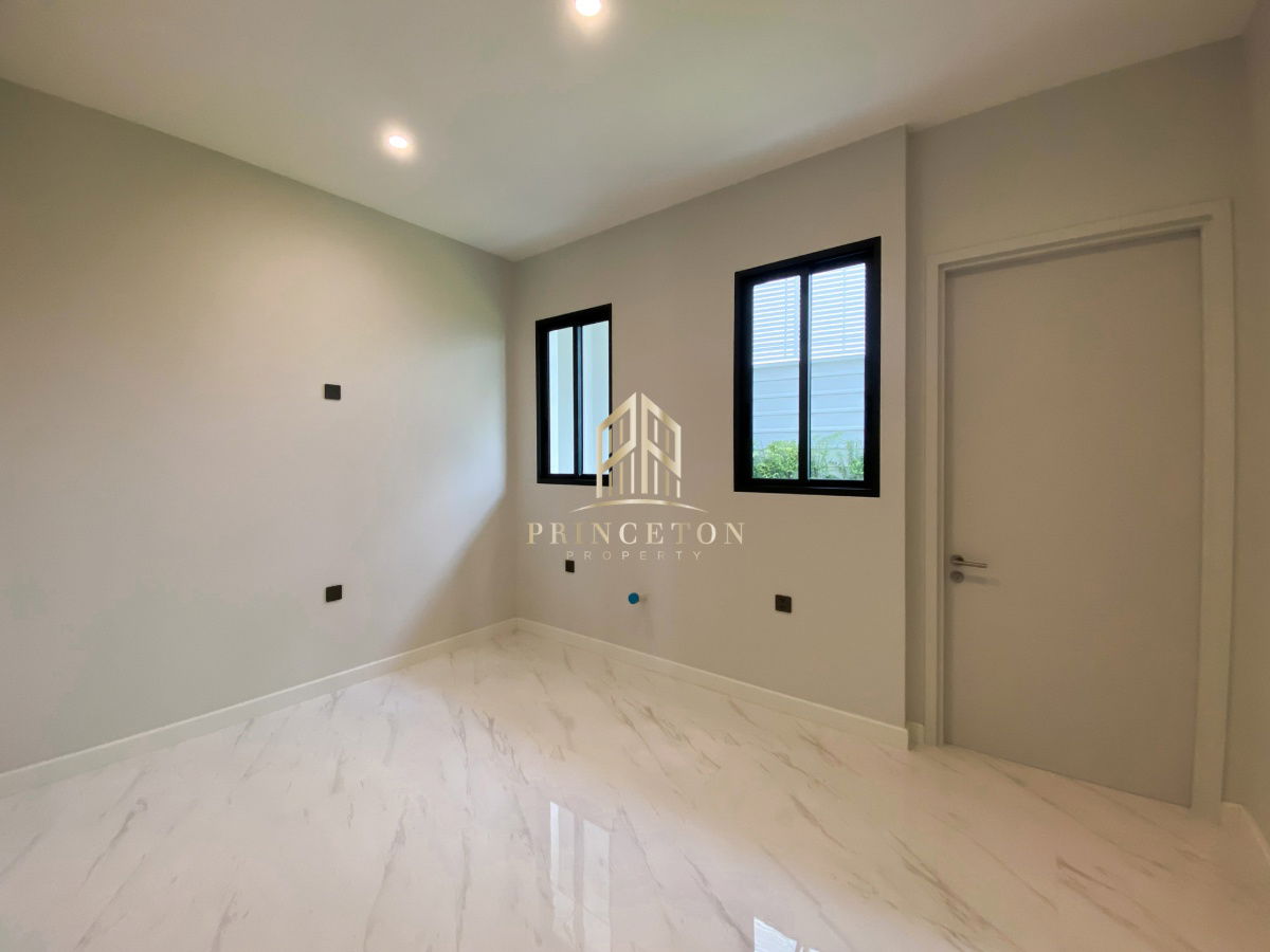 picture Exclusive 3-Storey Luxury Mansion CINQ ROYAL The Eighteen, Bangna KM.7 - 10/46