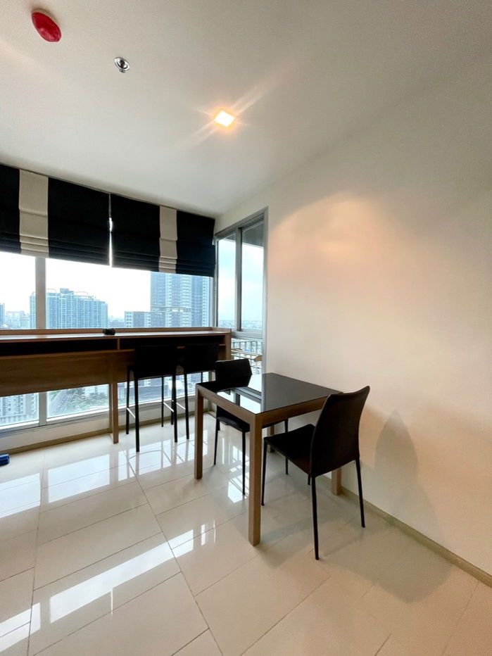 รูป ห้องสวย✨พร้อมให้เช่า "𝐑𝐡𝐲𝐭𝐡𝐦 𝐑𝐚𝐭𝐜𝐡𝐚𝐝𝐚-𝐇𝐮𝐚𝐢𝐤𝐡𝐰𝐚𝐧𝐠 "  1 ห้องนอน 46 ตรม. ติด MRT-ห้วยขวาง [250987] - รูปที่ 12/19