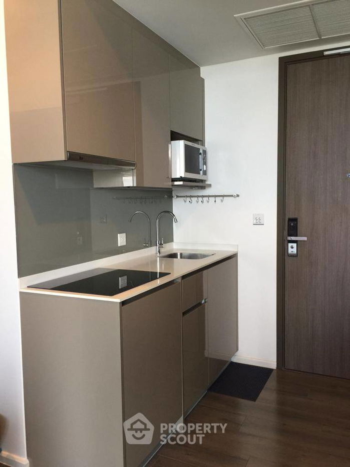 picture 2-BR Condo at Whizdom Essence Sukhumvit near BTS Punnawithi (ID 508301) - 2/5