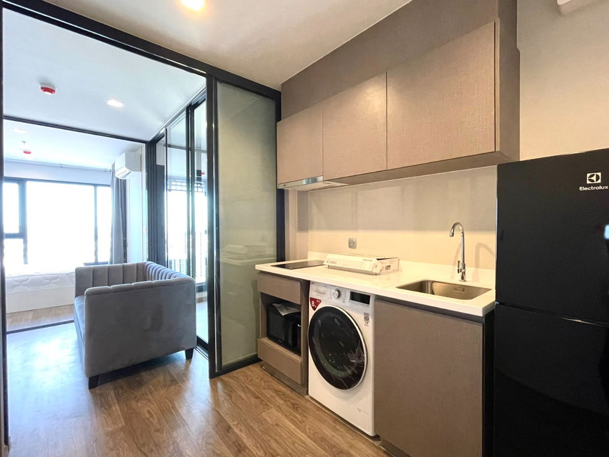 picture Code: KJ8770  for rent Life Ladprao Valley // Line ID: @kjcondo (with @) // - 7/8