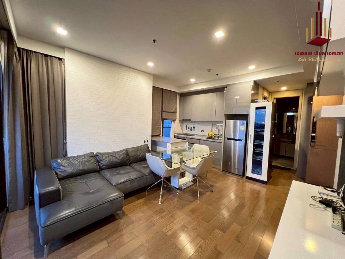 picture ✨ For Sale: M Phayathai Condo ✨    💰 Only 11,500,000 THB - 1/6