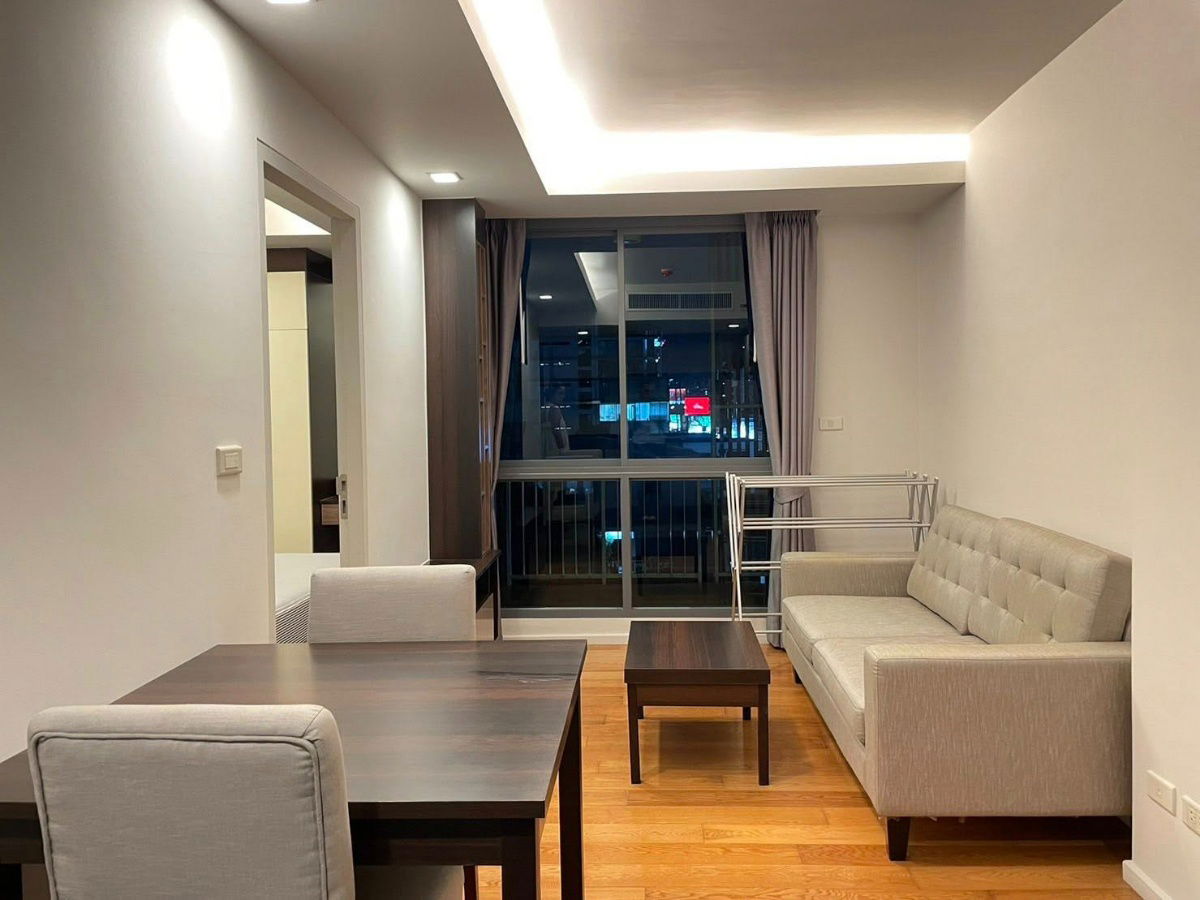picture 🟢Condo For Rent 🟢Focus Ploenchit Zone BTS Ploenchit Fully-Furnished 1 bedroom 1 bathroom HOT!! - 1/8