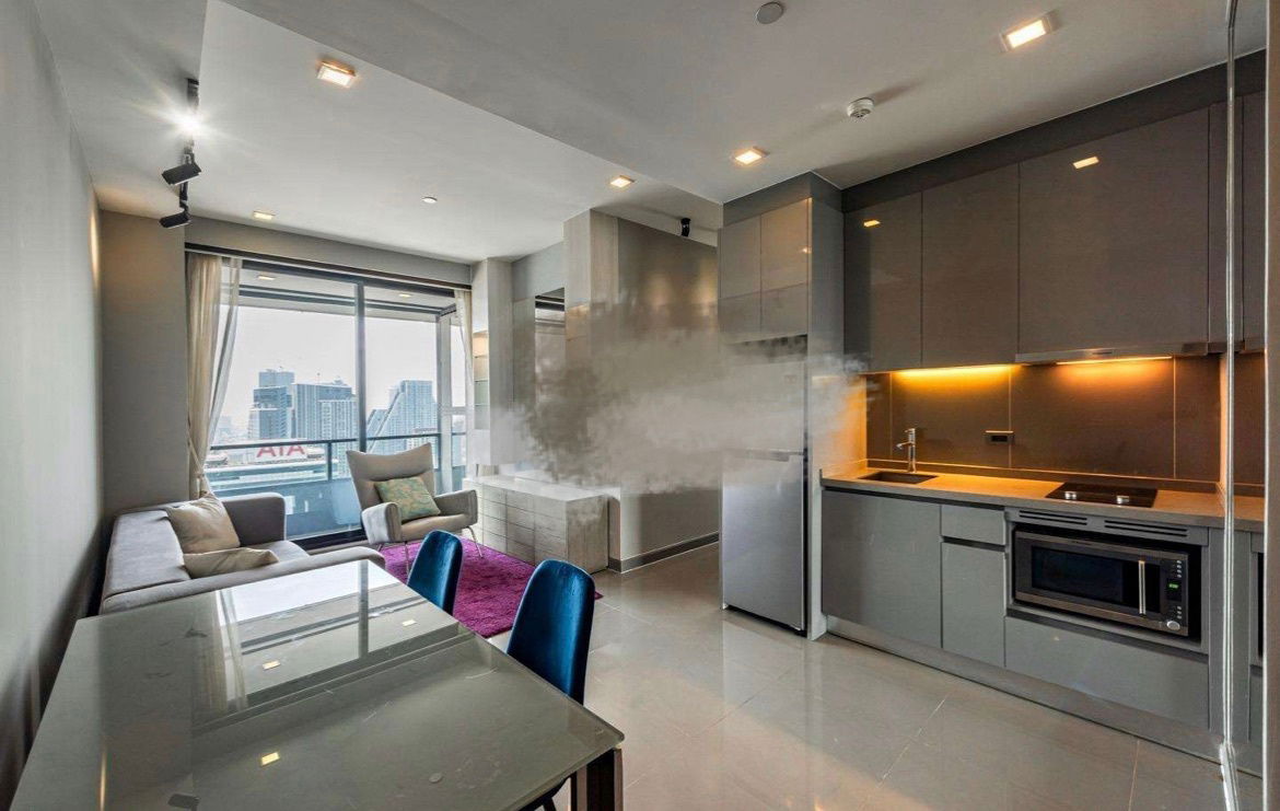 picture Condo for sale M Silom near BTS Chong Nonsi 9,900,000 baht Property code: SL088 - 1/15