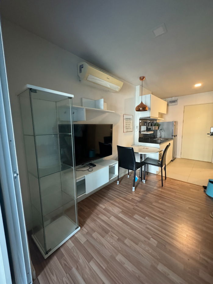 picture Condo for rent, We Condo Ekkamai-Ramintra, 1bedroom fully furnished, Line ID: @ppagent - 3/12