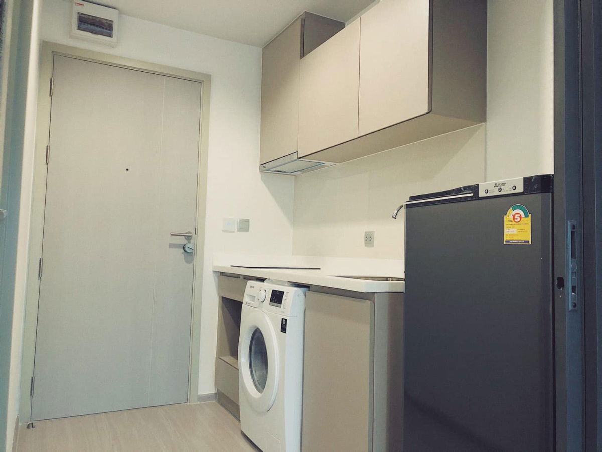 picture 🧚‍♀️For Rent 🌞 : Life Ladprao next to Lad Prao BTS. Need more information, please contact via Line ID : @ghouse.property - 9/13