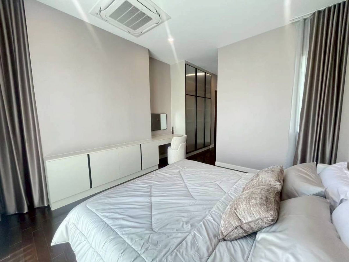 picture 📣📣 For rent The Honor Yothinpattana 3-Storey Luxury Single House 3 Bedrooms with Private Elevator, Private Swimming Pool - 10/13