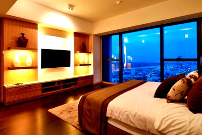 Condos for rent AIA Sathorn Tower : The Met  4 Bedrooms 5 Bathrooms size 545 Sq.m.  