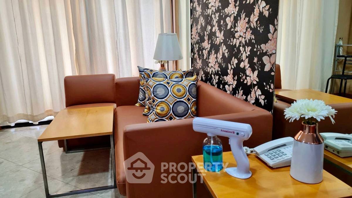 picture 1-BR Condo at Green Point Silom near BTS Chong Nonsi (ID 828639) - 4/10