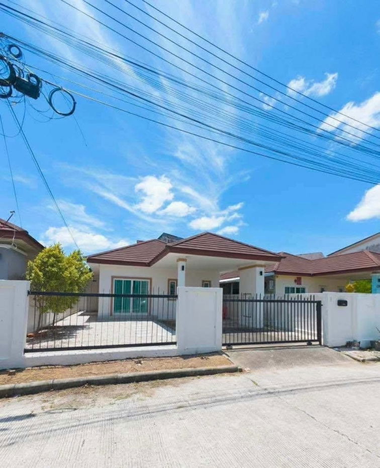 picture sale! Single-story house, ready to move in, in the city, 3 bedrooms, 50 sq wah (160 sq m), price 3.38 million baht. - 18/18