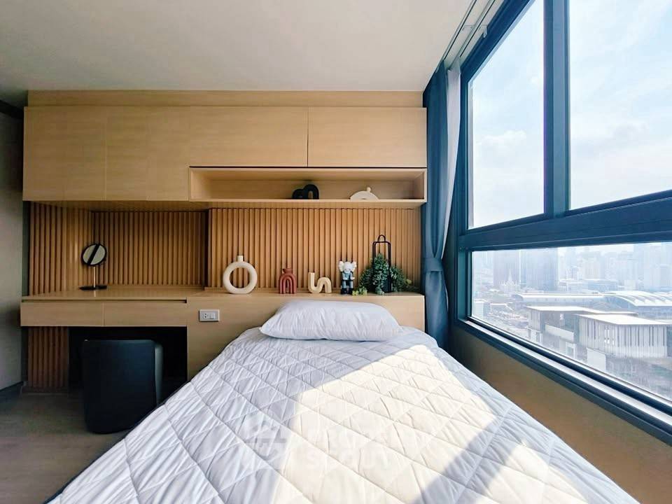 picture 2-BR Condo at Ideo Rama 9 - Asoke near MRT Phra Ram 9 (ID 2308560) - 9/14